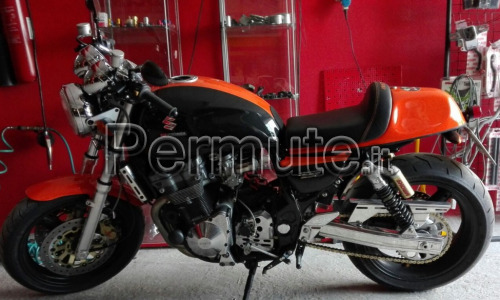 Cafe Racer perfetta molto bella